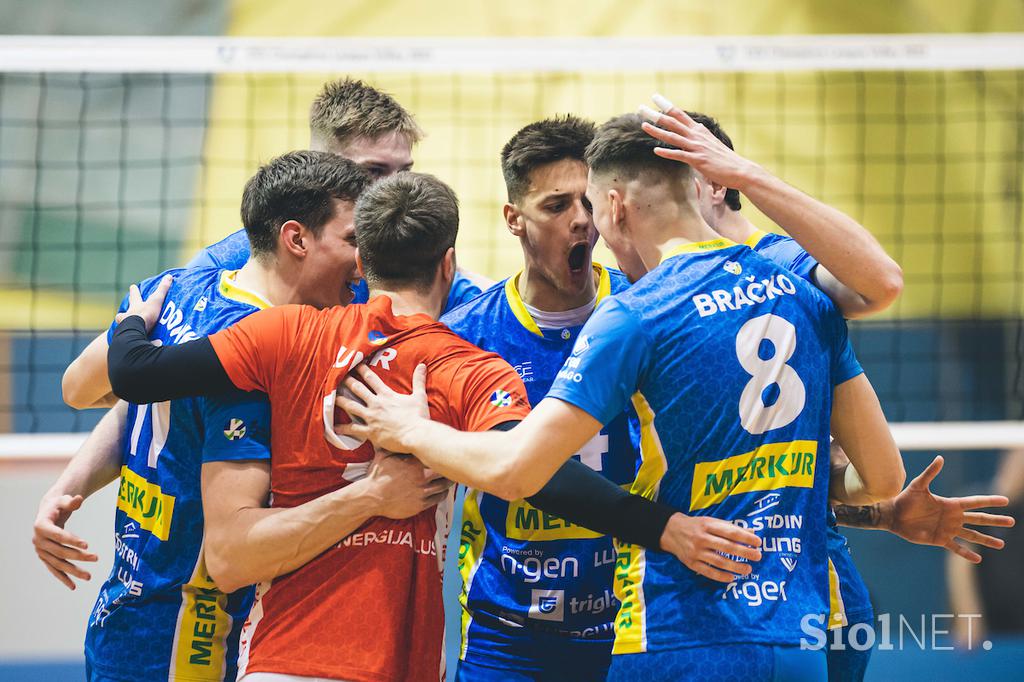 Calcit Volley : OK Merkur Maribor, polfinale državnega prvenstva