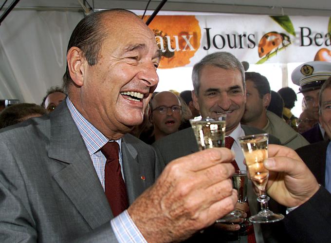 Za Jacquesa Chiraca se je šušljalo, da ima raje pivo kot vino. | Foto: Reuters