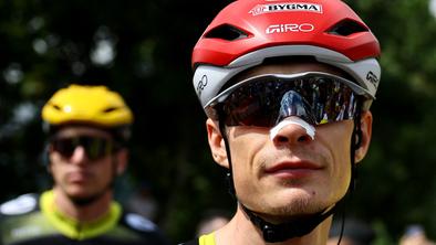 "Zelo zelo agresivni" policisti zadrževali Vingegaarda in Adama Yatesa #video