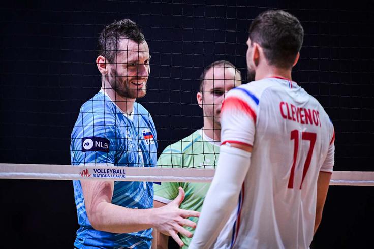 Tonček Štern opozarja, da se ne smejo ustrašiti tekmeca. | Foto: VolleyballWorld