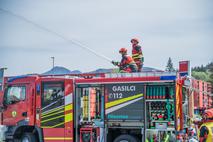 Gasilci, gasilska vozila