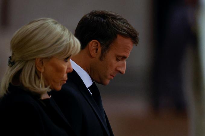 Emmanuel Macron z ženo | Foto: Reuters