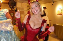 Zvezdnica z novo objavo znova razgrela splet