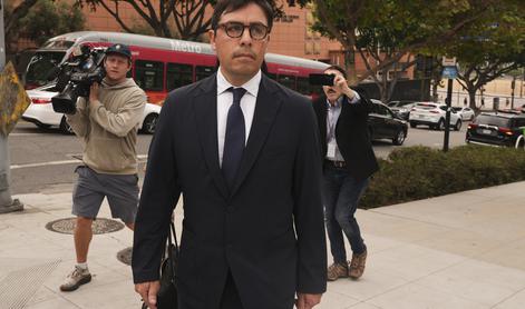 Zdravnik, ki je predpisal zdravilo igralcu Matthewu Perryju, obsojen na zaporno kazen