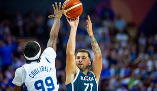 Slovenci tri četrtine boljši, v zadnjih minutah Francozi ukradli zmago. Jokić blestel.