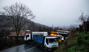 Kosovski Srbi izpolnili obljubo in umaknili vse barikade