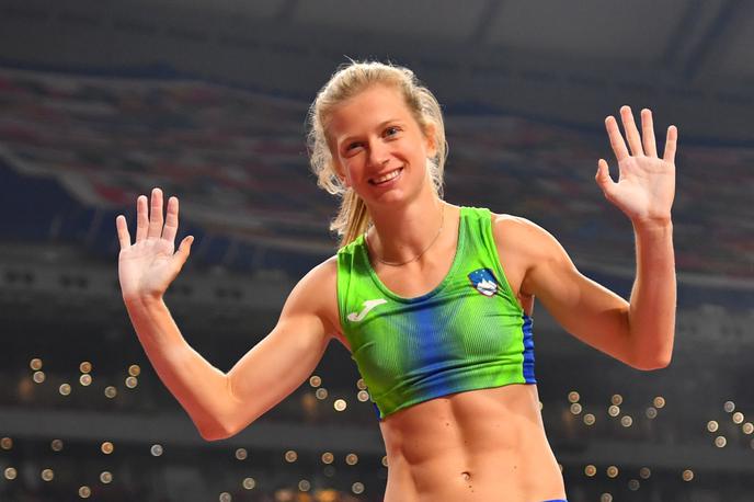 Tina Šutej | Po 12 letih čakanja je Slovenija spet osvojila medaljo na dvoranskih evropskih prvenstvih. Prinesla jo je Tina Šutej. | Foto Reuters