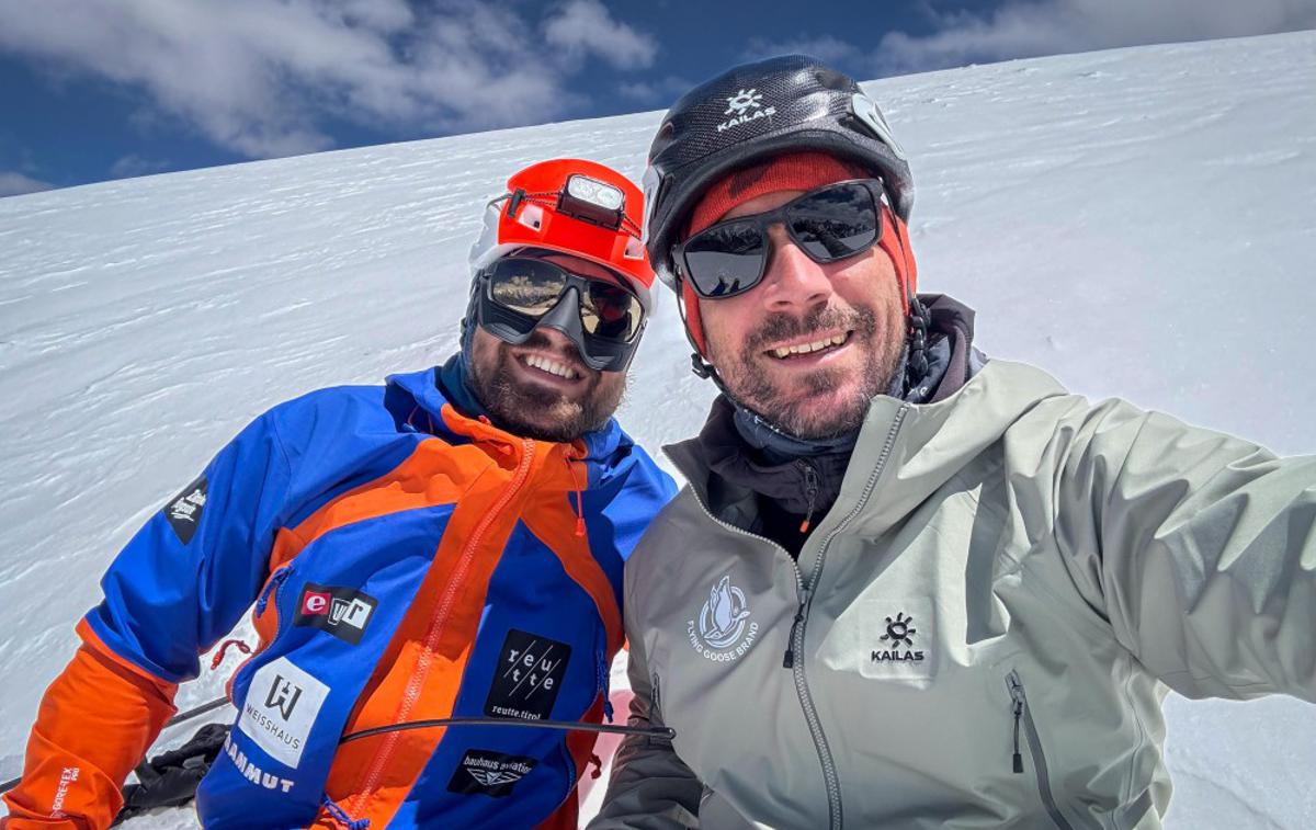 Aleš Česen | Lukas Wörle in Aleš Česen po preplezani prvenstveni smeri na zahodni strani še neosvojenega šesttisočaka Cherireen Sar (6224 m) v Karakorumu. | Foto Aleš Česen