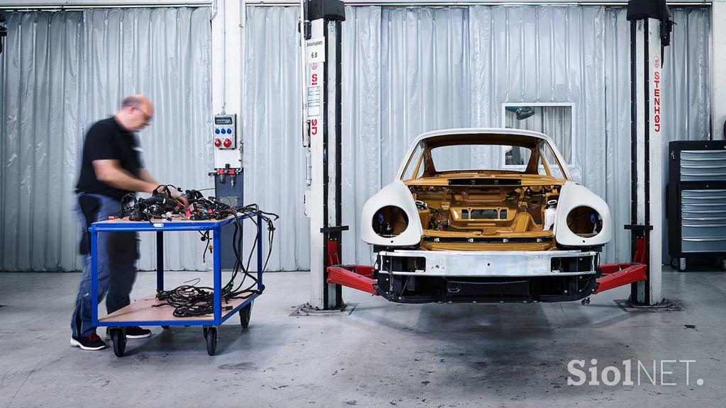 Porsche 911 993 turbo project gold