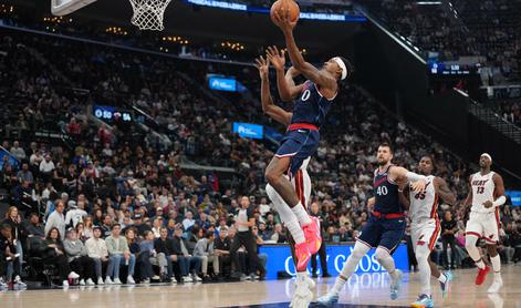 Američan se prvič po nenadnem slovesu "vrača" v Phoenix