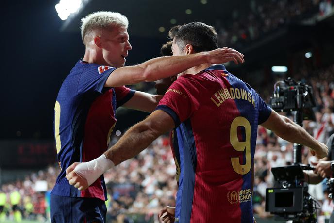 Real Madrid zgolj do točke, Barcelona ostaja stoodstotna