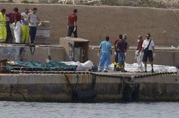 V novi nesreči ladje pri Lampedusi 50 mrtvih