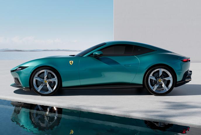 Nov najcenejši ferrari: kaj zmore in koliko stane? #foto