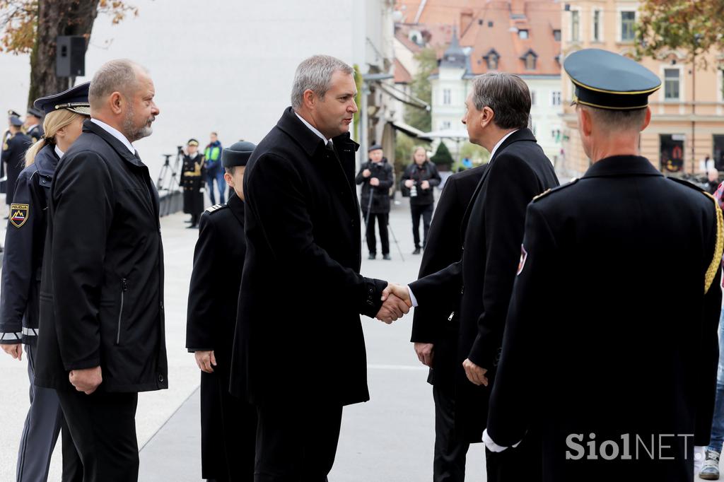 Državni vrh polaganje venca