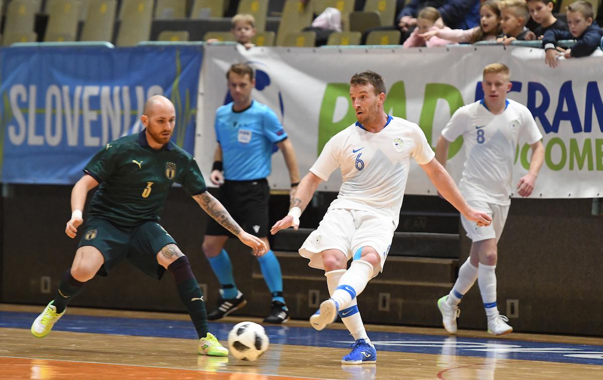 Slovenija, Italija, futsal | V Mariboru je bilo zanimivo, Slovenci pa so morali Italijanom na koncu priznati premoč. | Foto Miloš Vujinović/Sportida