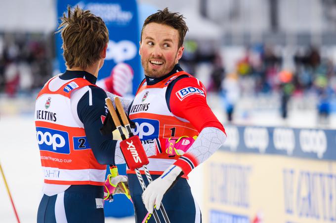 Pri moških sta bila najhitrejša Norvežana Johannes Hoesflot Klaebo in Emil Iversen.  | Foto: Reuters