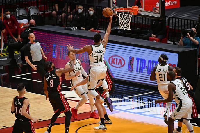 Milwaukee Miami | Košarkarji Milwaukeeja so izjemno predstavo na Floridi zaznamovali z novim rekordom lige in se Vročici maščevali za izpad v končnici lige NBA v prejšnji sezoni. | Foto Reuters
