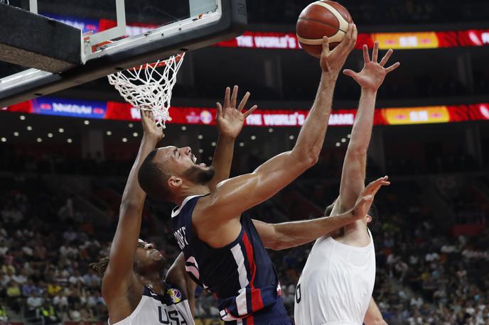 ZDA-Fra | Košarkarji ZDA so prvič po 37 letih na svetovnem prvenstvu izgubili z dvomestno razliko. | Foto Reuters