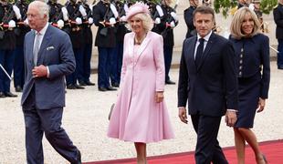 Novi posnetki: kaj se dogaja med Macronom in ženo Brigitte? #video