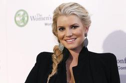 Bo Jessica Simpson rodila v leopardjem potisku?