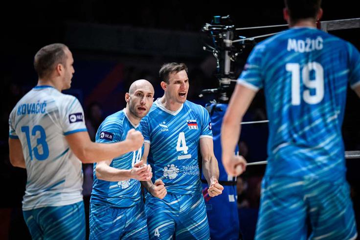 "Ostajam zelo pozitiven, ker je za to generacijo, za te fante, ki smo stali na igrišču, lep dokaz, da smo konkurenčni v svetovnem vrhu," je dejal kapetan Jan Kozamernik. | Foto: VolleyballWorld