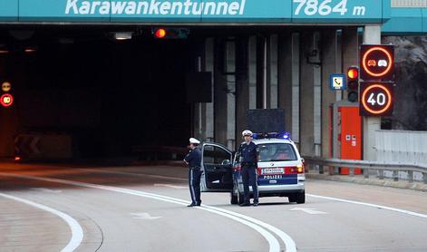 Skozi predor Karavanke je želela peš v Avstrijo