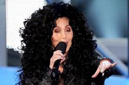 Cher izid albuma prestavila na september