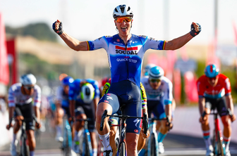 Belgijec še enkrat več najbolj nasmejan, Cavendish odstopil