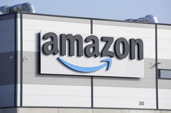 Amazonu v Italiji zasegli 121 milijonov evrov