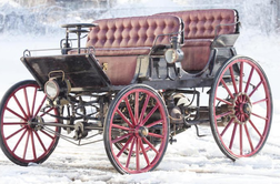 Prvi hibridni avtomobil je star 120 let, prodajajo ga za več kot 200 tisoč evrov