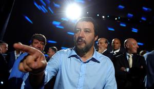 Tožilstvo opustilo tožbo proti Salviniju zaradi zadrževanja prebežnikov