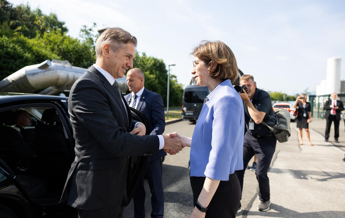 Slovesnost ob vstopu Slovenije v polnopravno članstvo Evropske organizacije za jedrske raziskave (Cern), ki se ga je udeležil tudi predsednik vlade Robert Golob. | Foto STA