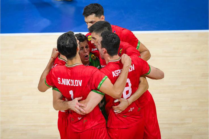 Bolgari bodo ob 9.30 igrali s Portugalci. Zmagovalca v četrtfinalu čaka zmagovalec med Slovenijo in ZDA. Slovenci so se z Bolgari merili že v skupini in izgubili po petih setih. | Foto: Volleyball World
