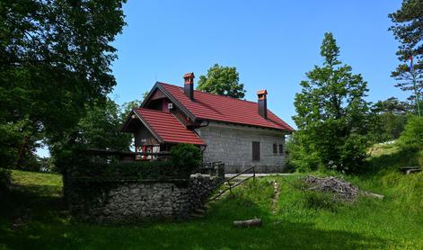 Tudi slovenska Istra in Kras sta raj za planince #video