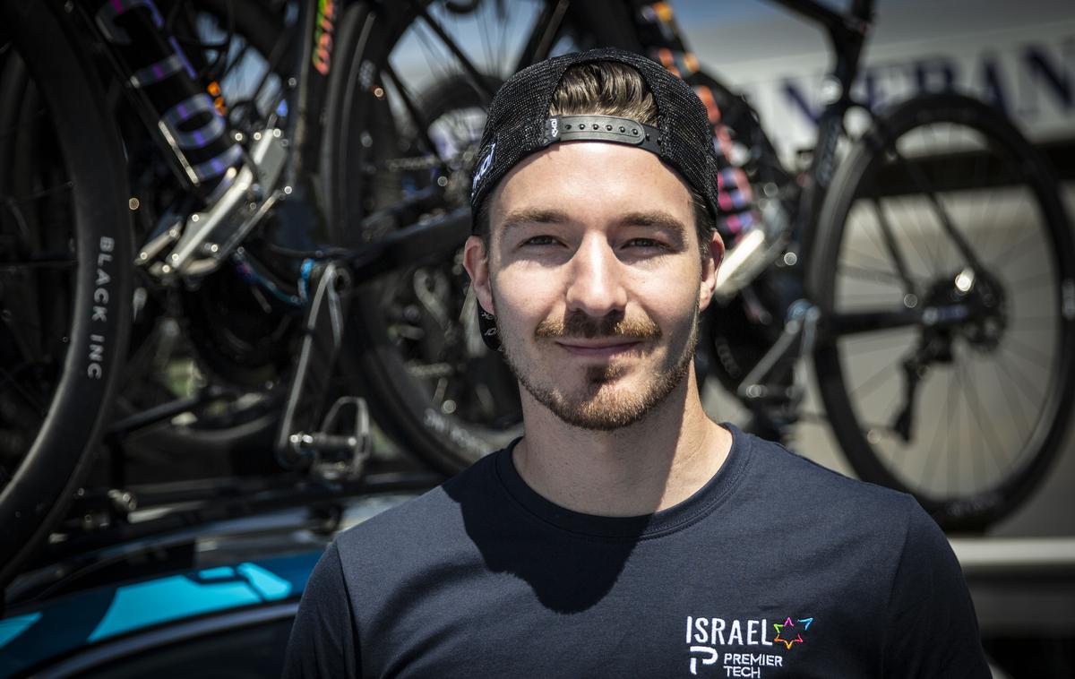 Mitja Drinovec | Spoznajte Mitjo Drinovca, nekdanjega biatlonca, ki danes dela kot mehanik v kolesarski ekipi Israel – Premier Tech. | Foto Ana Kovač