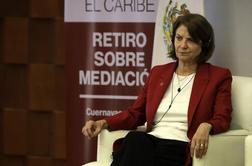 Vsi so presenečeni: kako je ta ženska prišla v Epsteinove dosjeje?