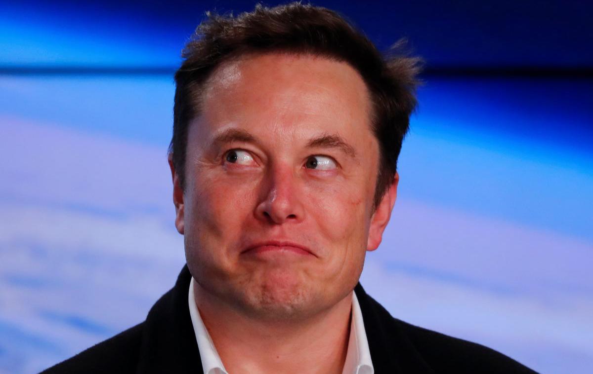 Elon Musk | Elon Musk se zdi zadnje mesece povsem obseden s kriptovalutami. Njegova Tesla je februarja kupila za poldrugo milijardo bitcoinov, na družbenem omrežju Twitter pa je z zbijanjem šal in kriptičnimi sporočili podpiral duhovito kriptovaluto dogecoin, ki ji je cena od lani nato narasla za več kot stokrat. | Foto Reuters