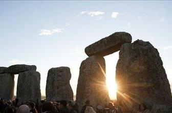 Britanci odkrili lesenega dvojčka Stonehenga
