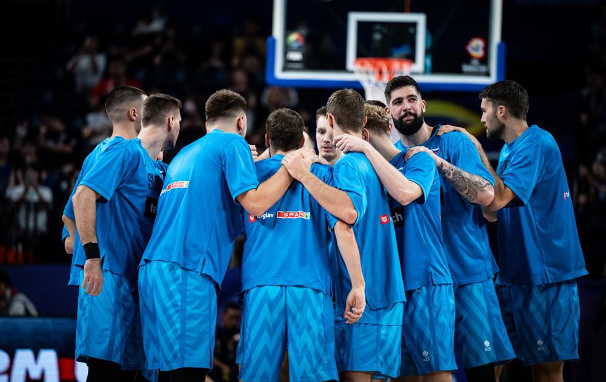 slovenska košarkarska reprezentanca | Slovenci se bodo danes pomerili še z Nemčijo. | Foto FIBA