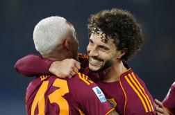 Roma strla odpor Coma, Inter izkoristil spodrsljaja Milana in Napolija