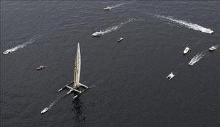 Prva regata pokala Amerike prestavljena na sredo