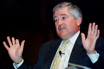 Umrl je Lou Gerstner, direktor, ki je rešil računalniško podjetje IBM