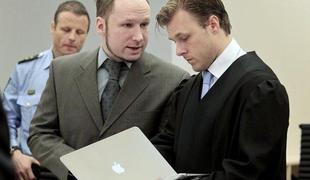 Breivikov odvetnik: Mojo stranko v zaporu mučijo