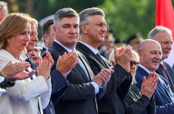 Na vojaški paradi predvajali Thompsonovo pesem: Plenković je plesal, Milanović odšel
