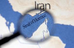 Ključna naftna pot ogrožena: kaj to pomeni za cene goriv v Sloveniji