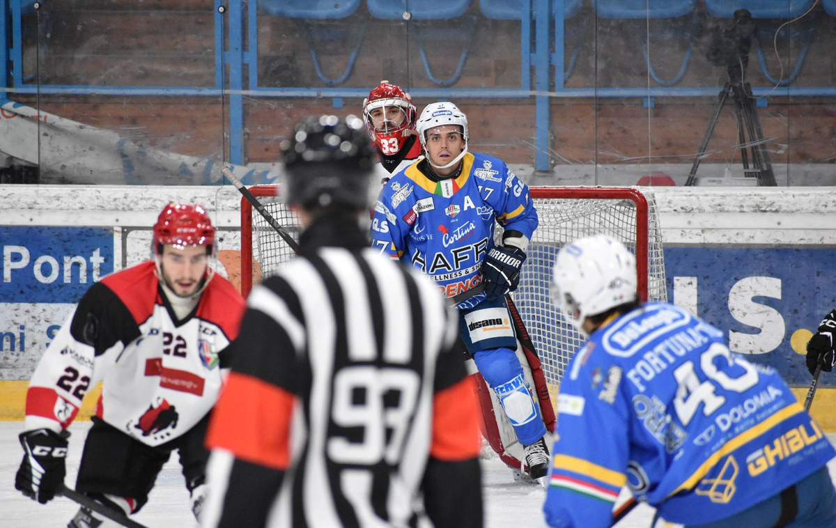 Cortina : HDD Jesenice | Jeseničani so izgubili pri Cortini. | Foto Costantini Giorgia