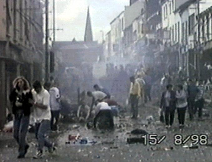Severnoirski konflikt, ki se je začel v poznih 60. letih prejšnjega stoletja in končal leta 1998 s sklenitvijo velikonočnega sporazuma, je terjal več kot 3.500 smrtnih žrtev. | Foto: Reuters