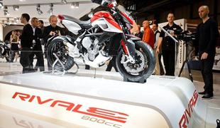 MV agusta rivale 800 je motociklistična poslastica