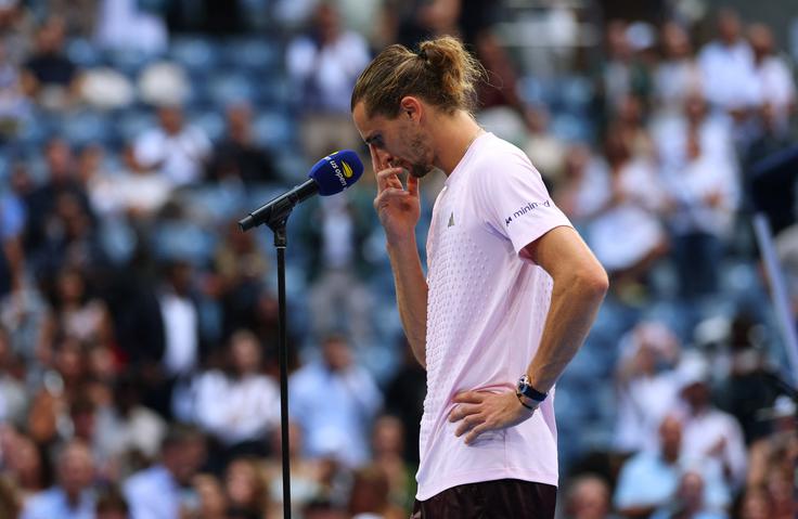 Alexander Zverev se je spomnil na svojo mamo. | Foto: Reuters