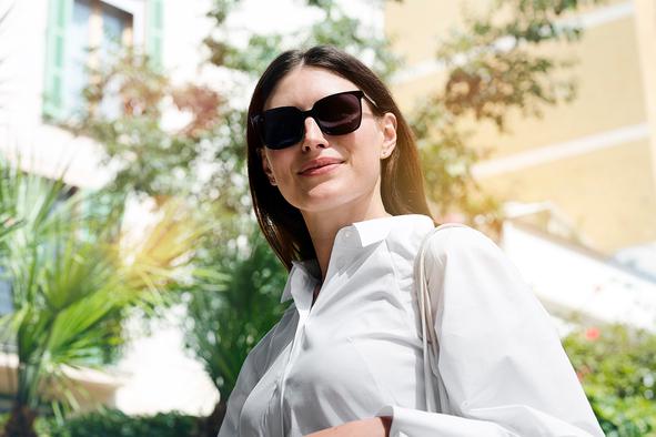 Unikatna očala, ki omogačajo popoln vid v vseh svetlobnih pogojih